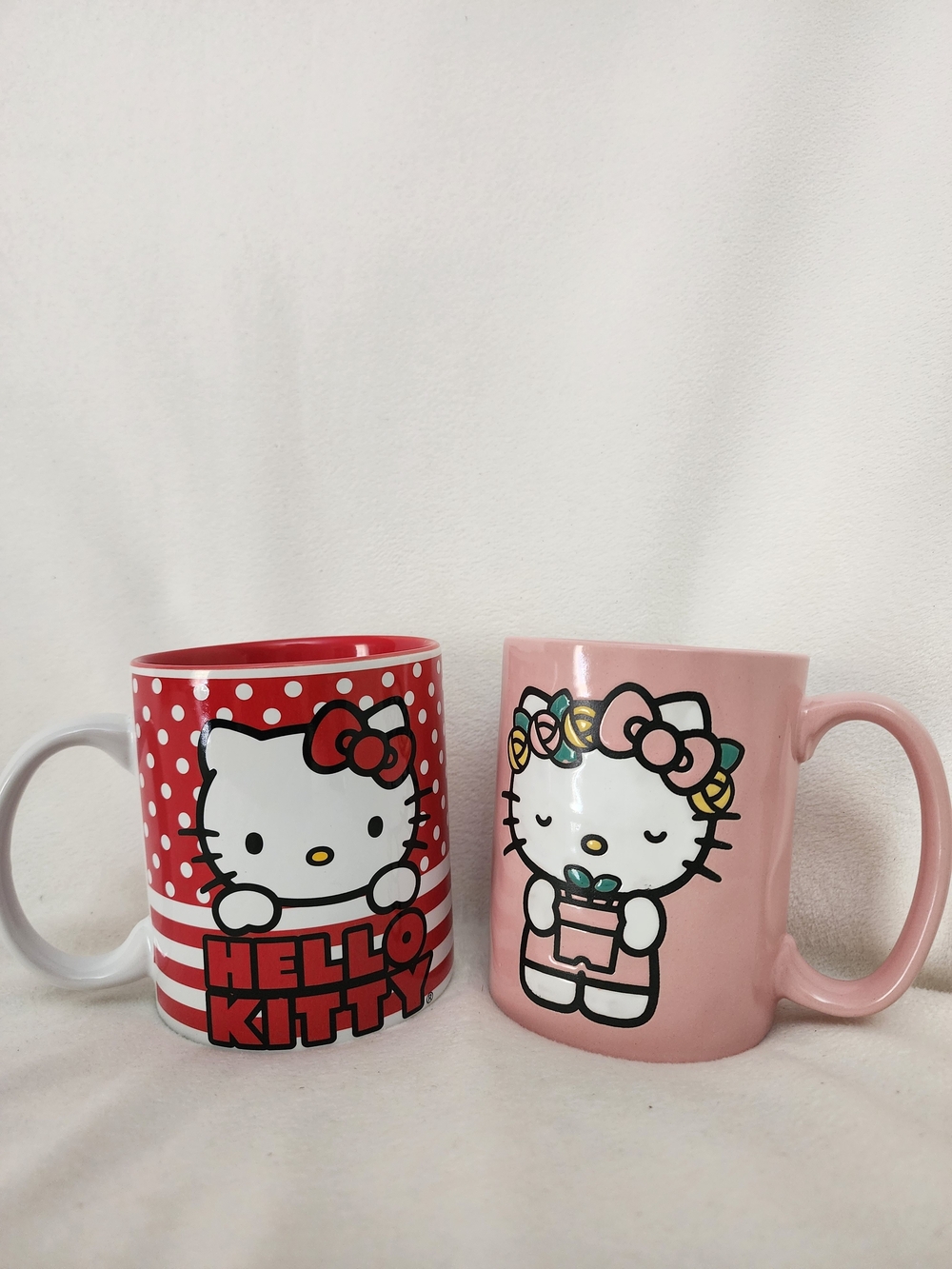 Hello Kitty Ceramic Mug - Pink and Red